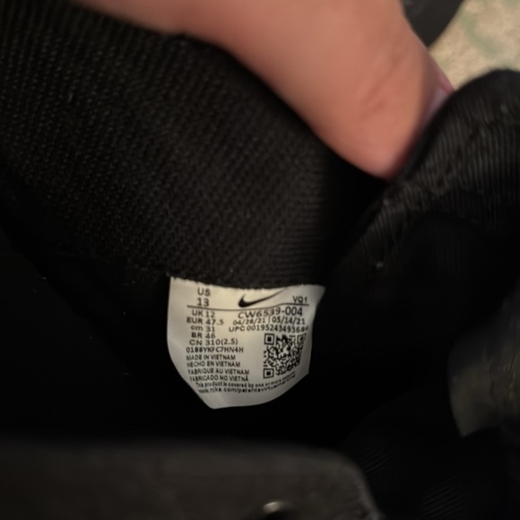 Nike lightweight canvas rubber sole sneakers 13 - Picture 7 of 7